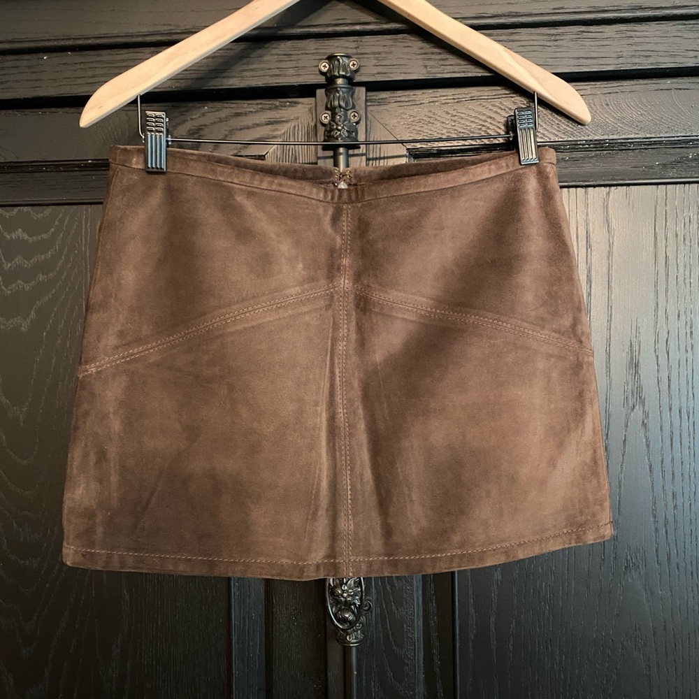 Laundry by Shelli Segal | Brown suede mini skirt